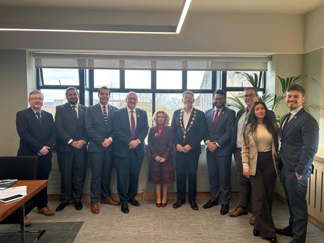 Embajada de Colombia en Irlanda fortalece vínculos con el Ayuntamiento de Limerick