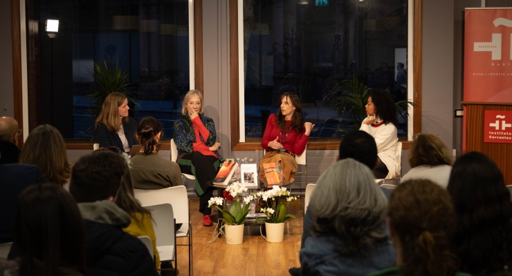 La autora chocoana Velia Vidal participa en el Festival ISLA de Dublín junto a las autoras Monica Müller y Claire Kilroy